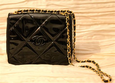 borsa chanel vernice passate stagioni|moda Chanel borse.